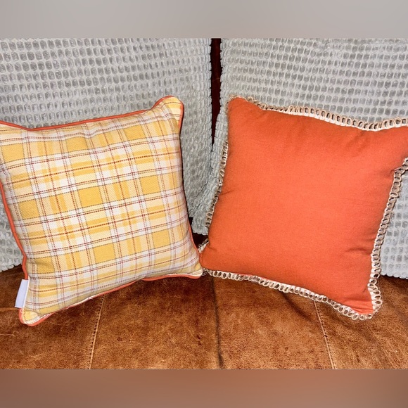 Autumn Hill Fall/Festive Pumpkin Decorative Pillow Set (2) 14”x14” Hemp trim BYO - Picture 5 of 11
